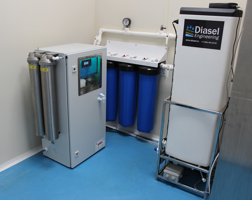 Для автоклава установлена система подготовки воды Diasel