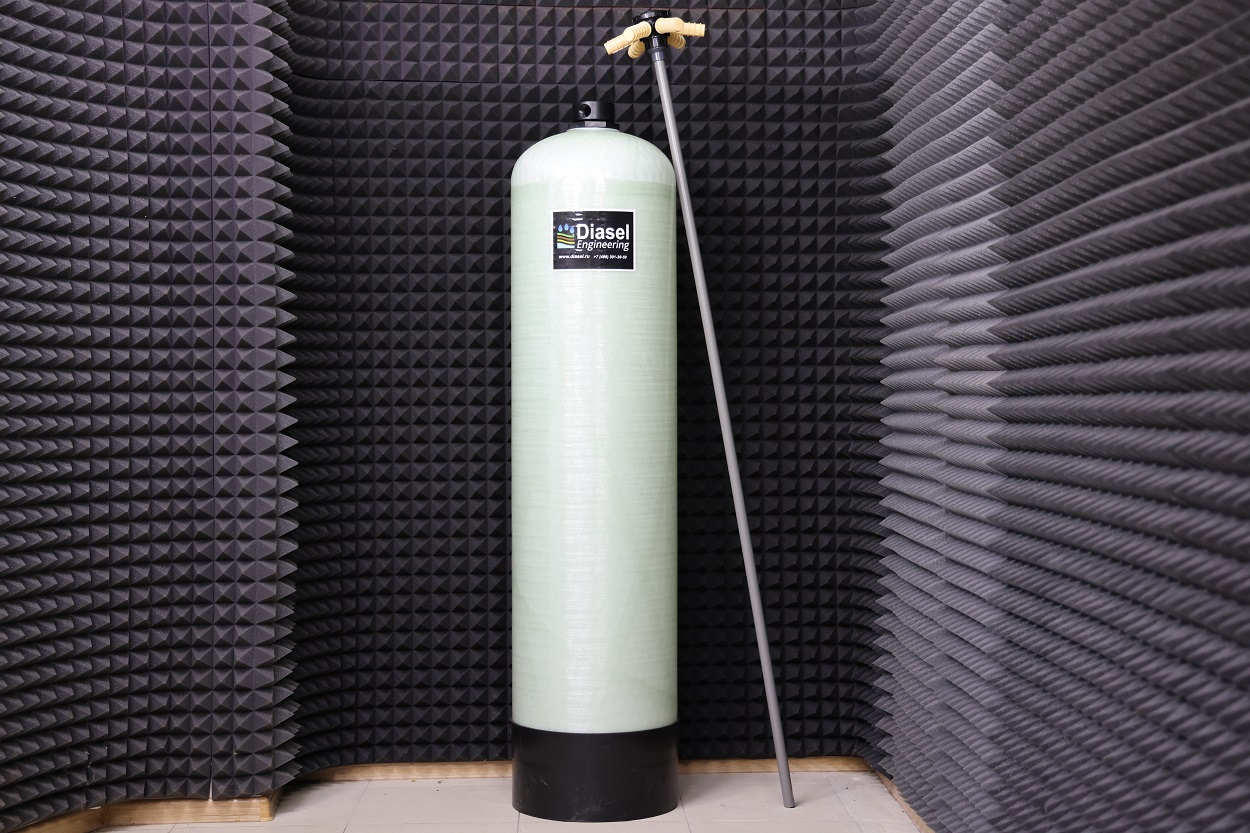 Фильтр смешанного действия деионизирует воду 1665