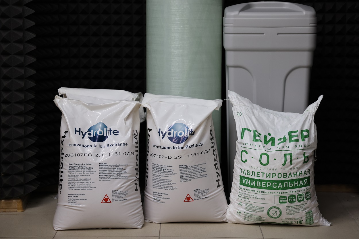 Фильтр умягчения воды DFD 1354