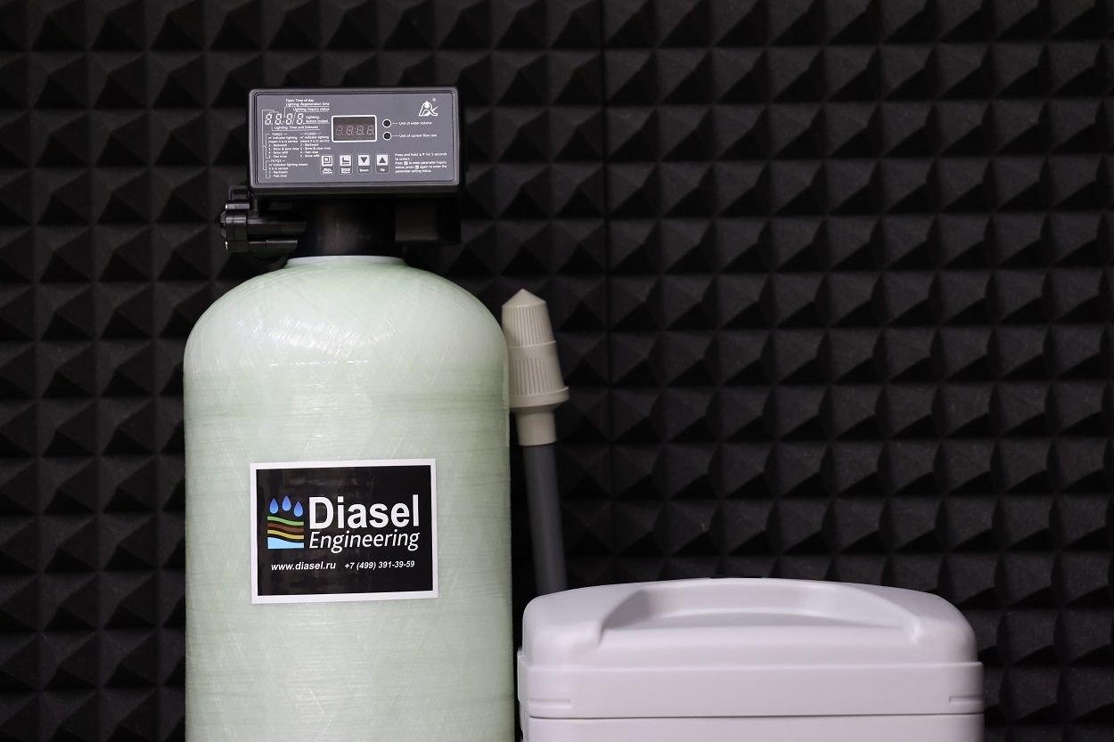 Фильтр умягчитель воды DFD 1044