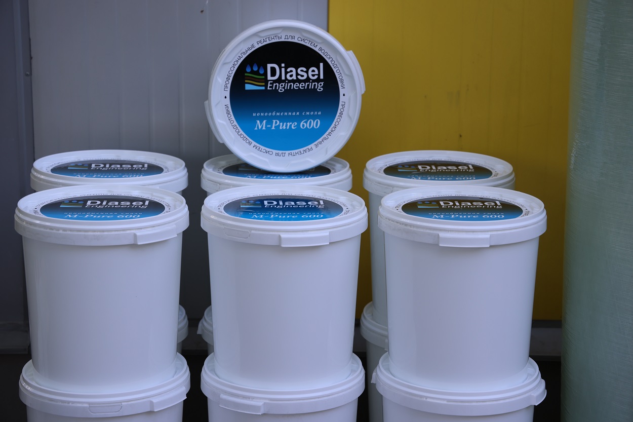 Фильтр катионитовый DFD 3072 со смолой для ионного обмена