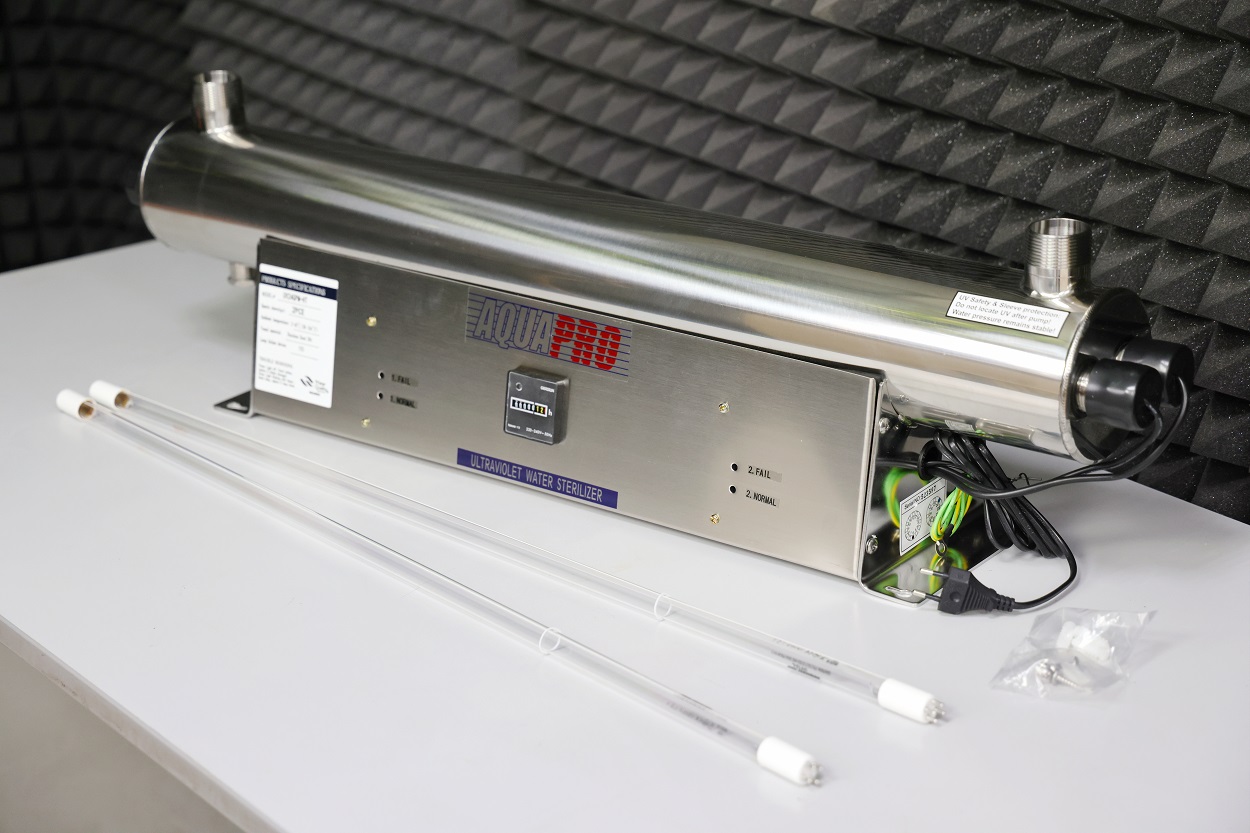 Ультрафиолетовый стерилизатор воды UV - 24 GPM