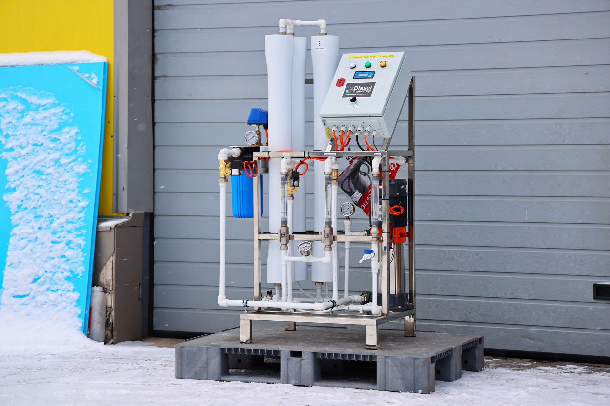 Установка обратного осмоса DRO-4040-3