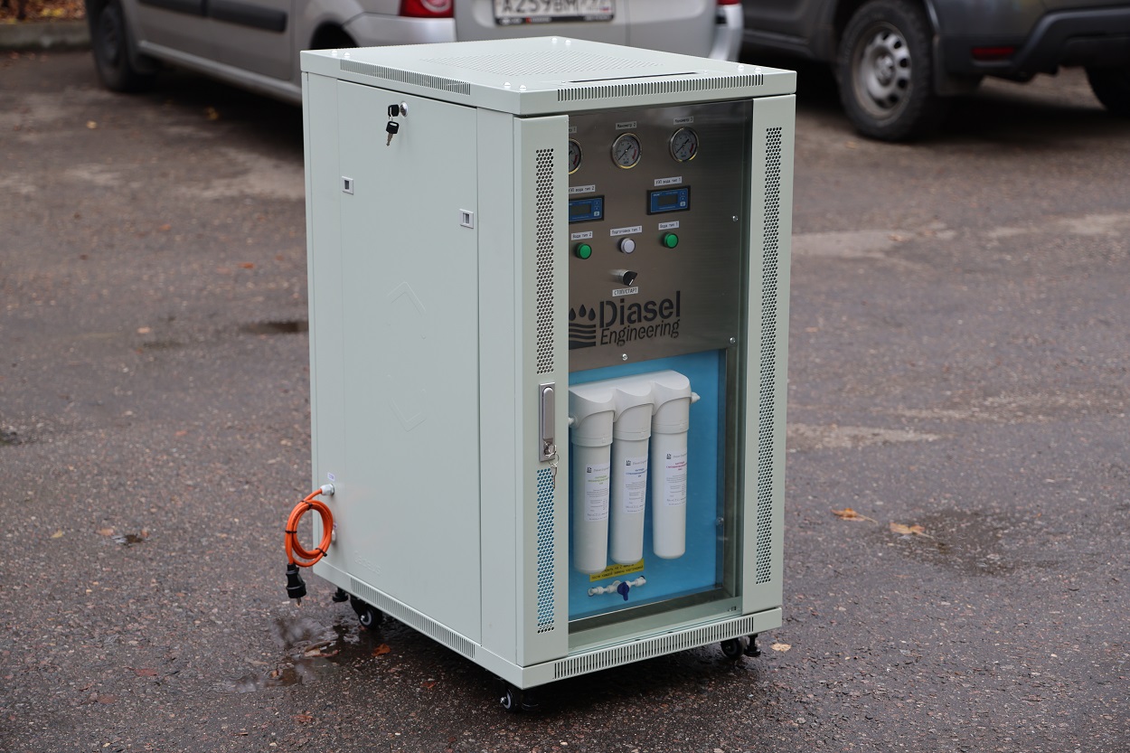 Установка обратноосмотическая DRO-1812-1 MicroCell