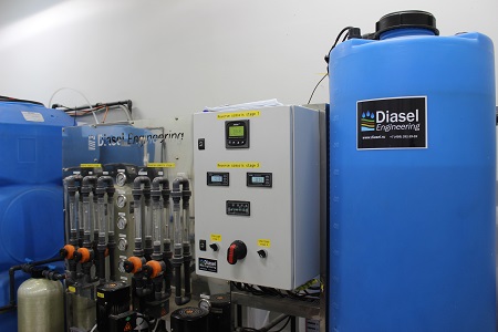 Получить дистиллированную воду можно