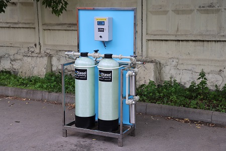 Дистиллированная вода как электролит